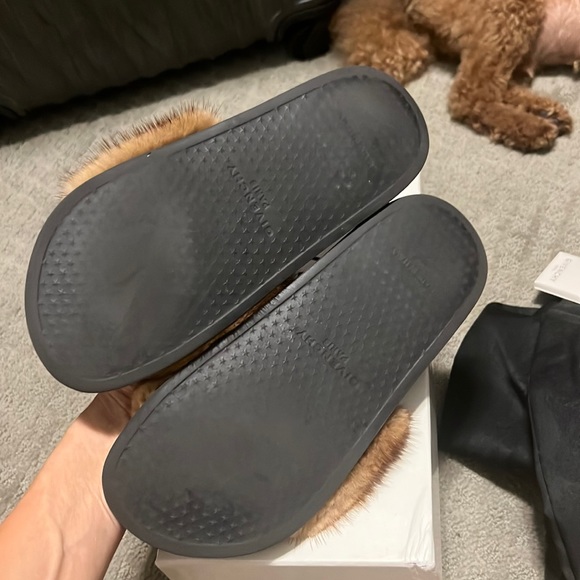 Givenchy Mink-Fur Flat Slide Sandal - Picture 4 of 9